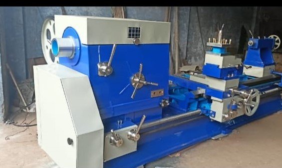 6 TO 40 FT HEAVY DUTY LATHE MACHINE